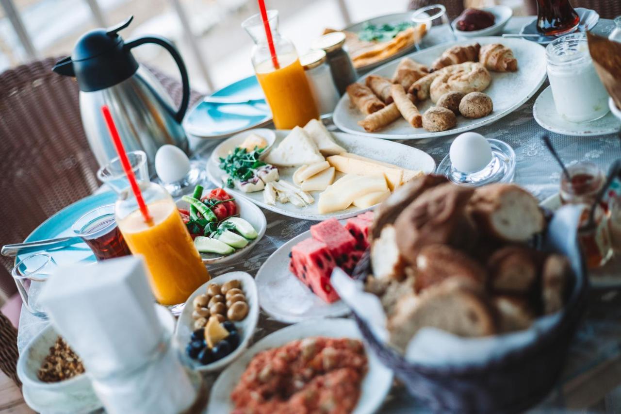 Bueyuekada Loc'Ada Hotel Adalar Ngoại thất bức ảnh